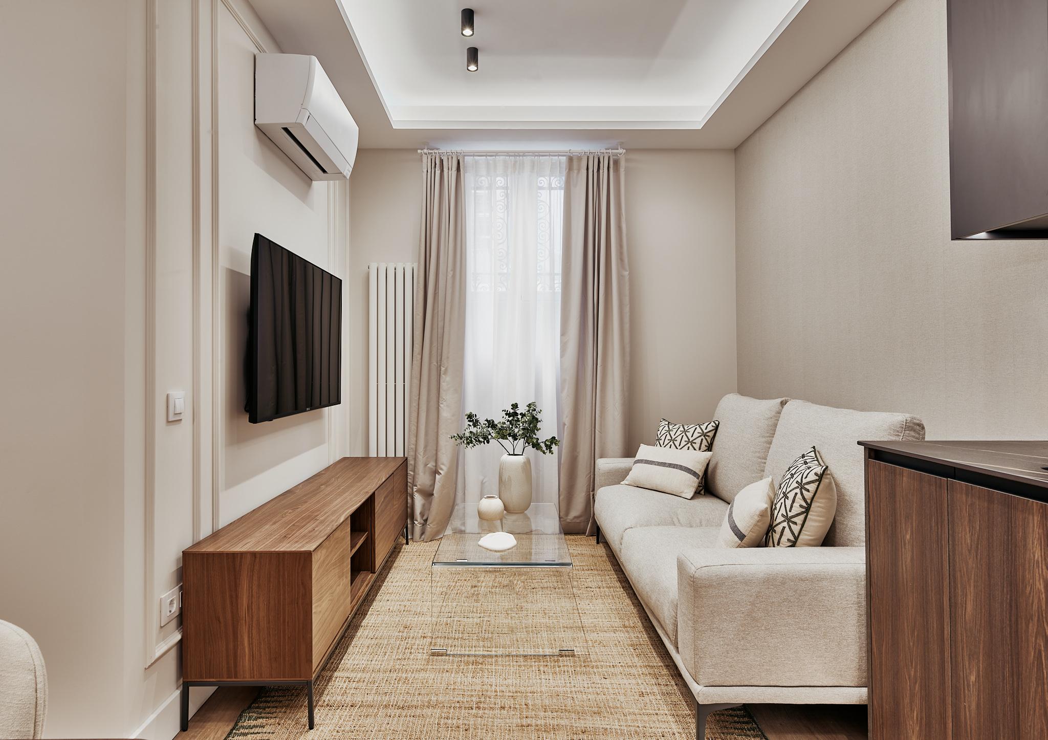 Piso de 2 dormitorios en Españoleto 9 — Almagro, Madrid