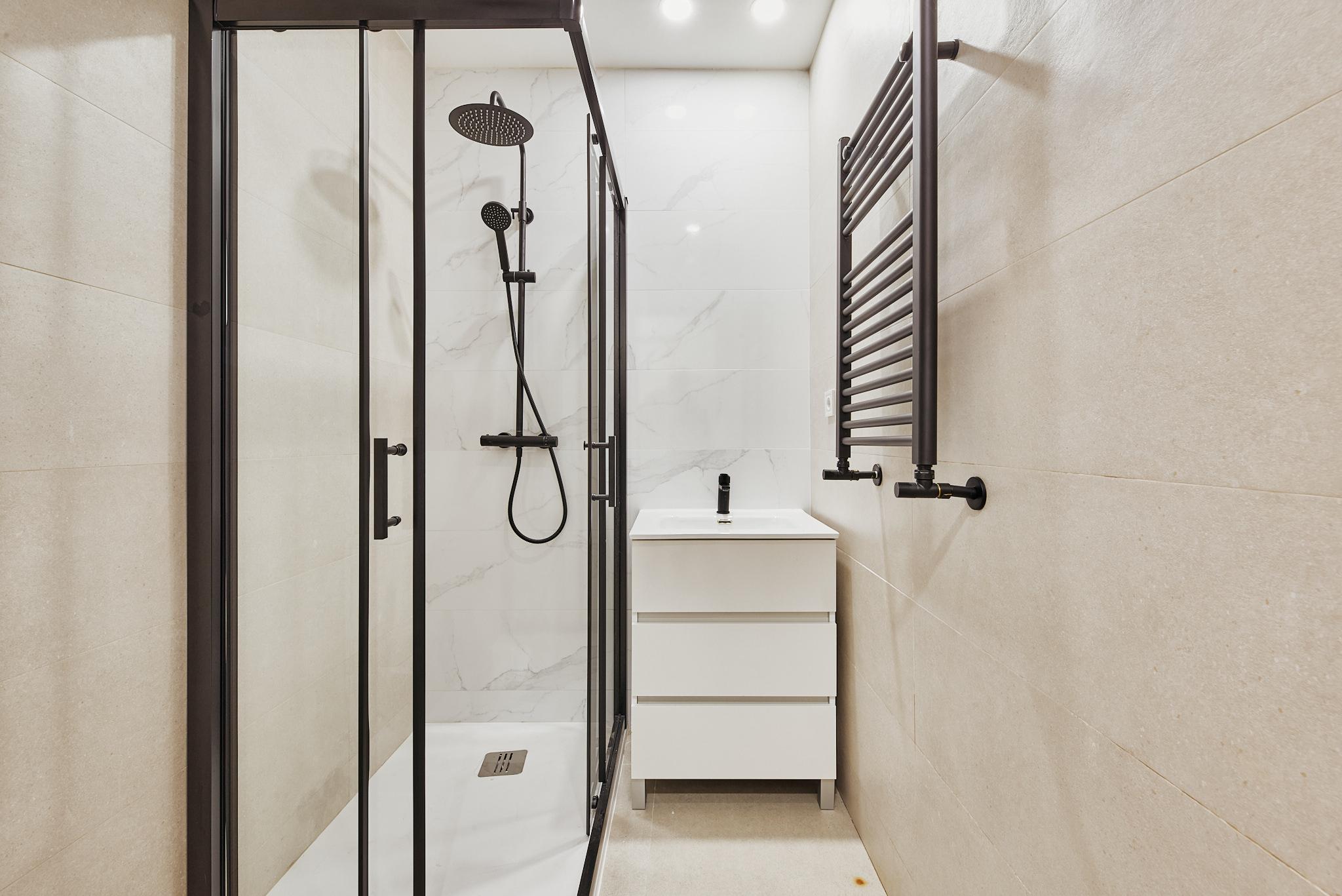 Piso de 2 dormitorios en Meléndez Valdés 13 — Arapiles, Madrid (4)