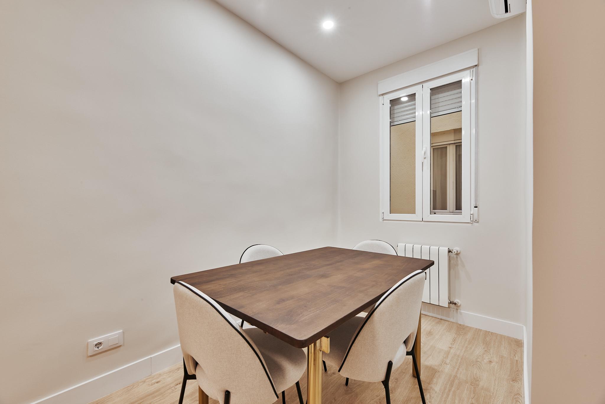 Piso de 2 dormitorios en Lombía 5 — Goya, Madrid (3)