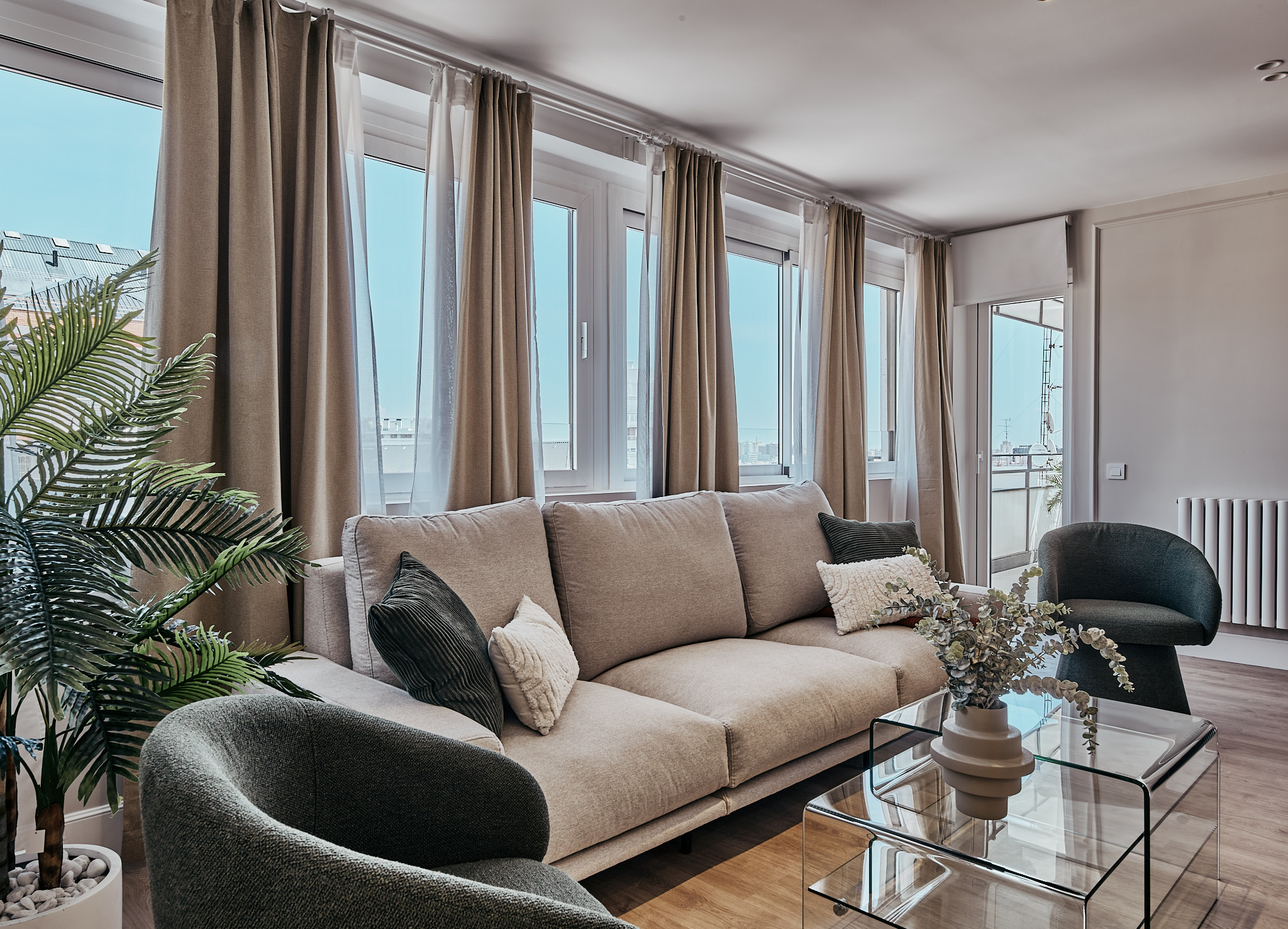 Piso de 3 dormitorios en Maldonado 52 · 12ª planta — Lista, Madrid