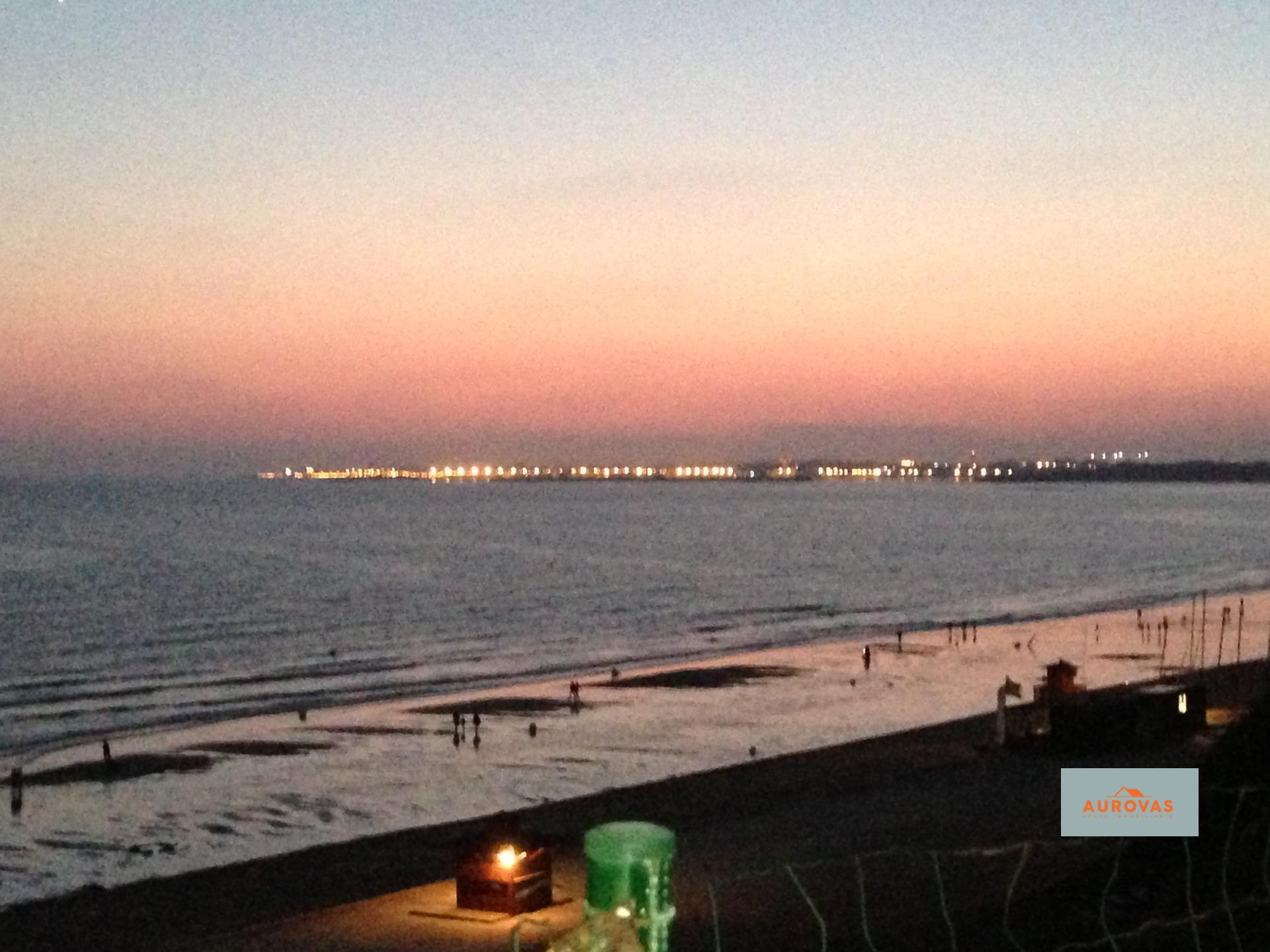 Chalet con piscina junto a la playa en Vistahermosa-Fuentebravía — Vistahermosa - Fuentebravía, El Puerto de Santa María