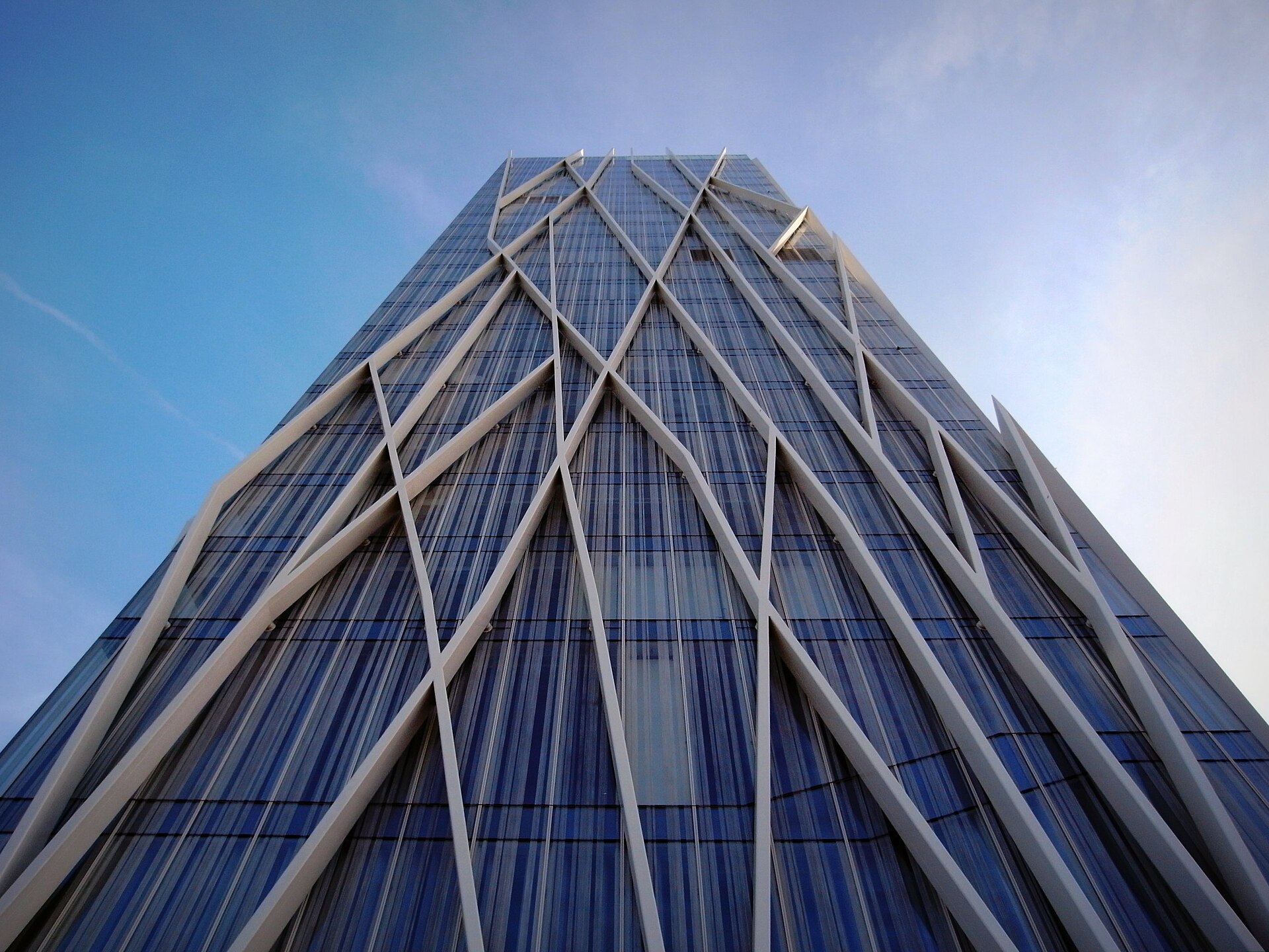 InmoCaixa compra el Edificio Estel por 385 millones