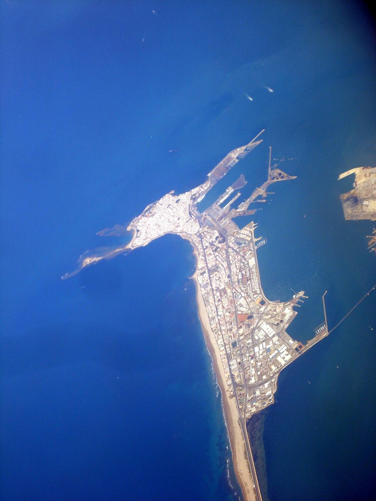 Vista aérea de la ciudad de Cádiz.