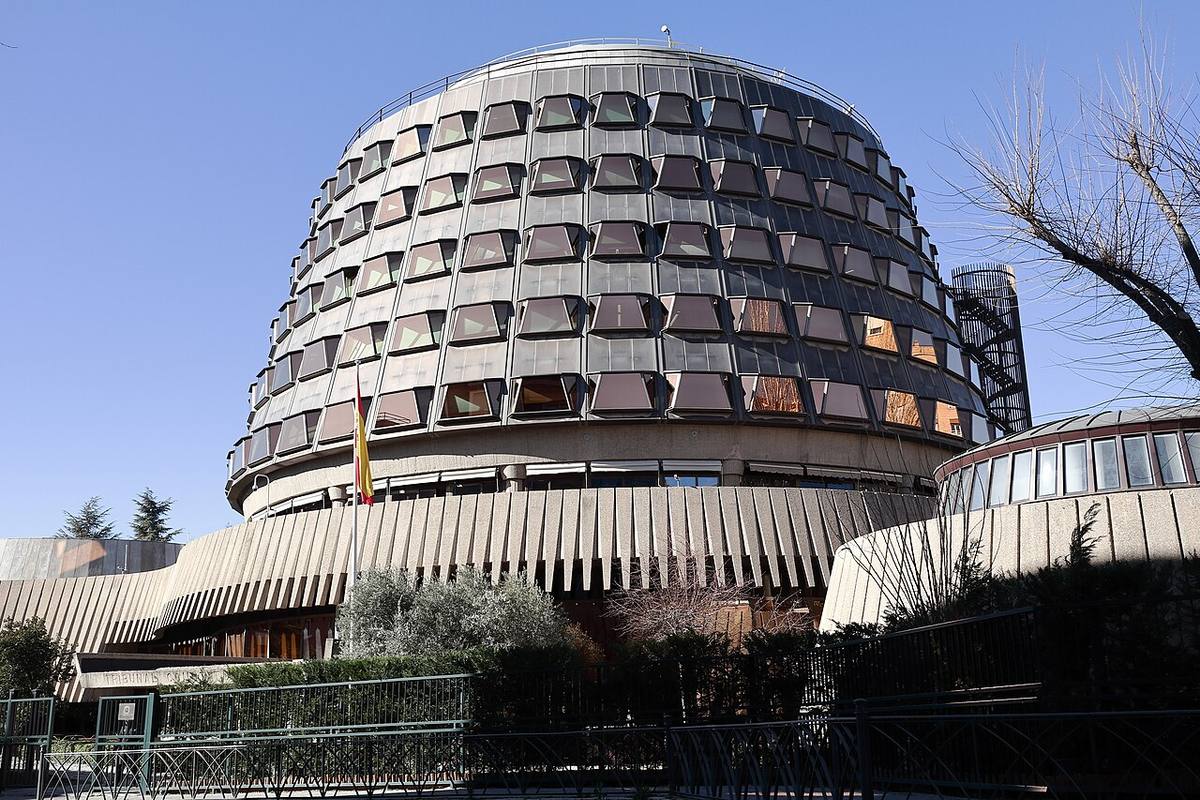 Fachada principal del Tribunal Constitucional en Madrid.