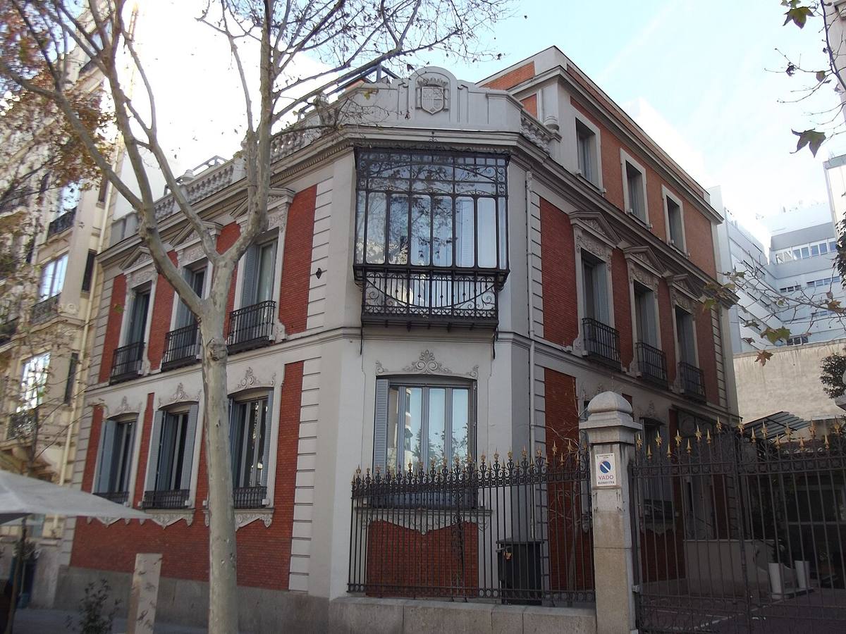 Palacete residencial situado en la calle de Serrano, en el distrito de Salamanca.