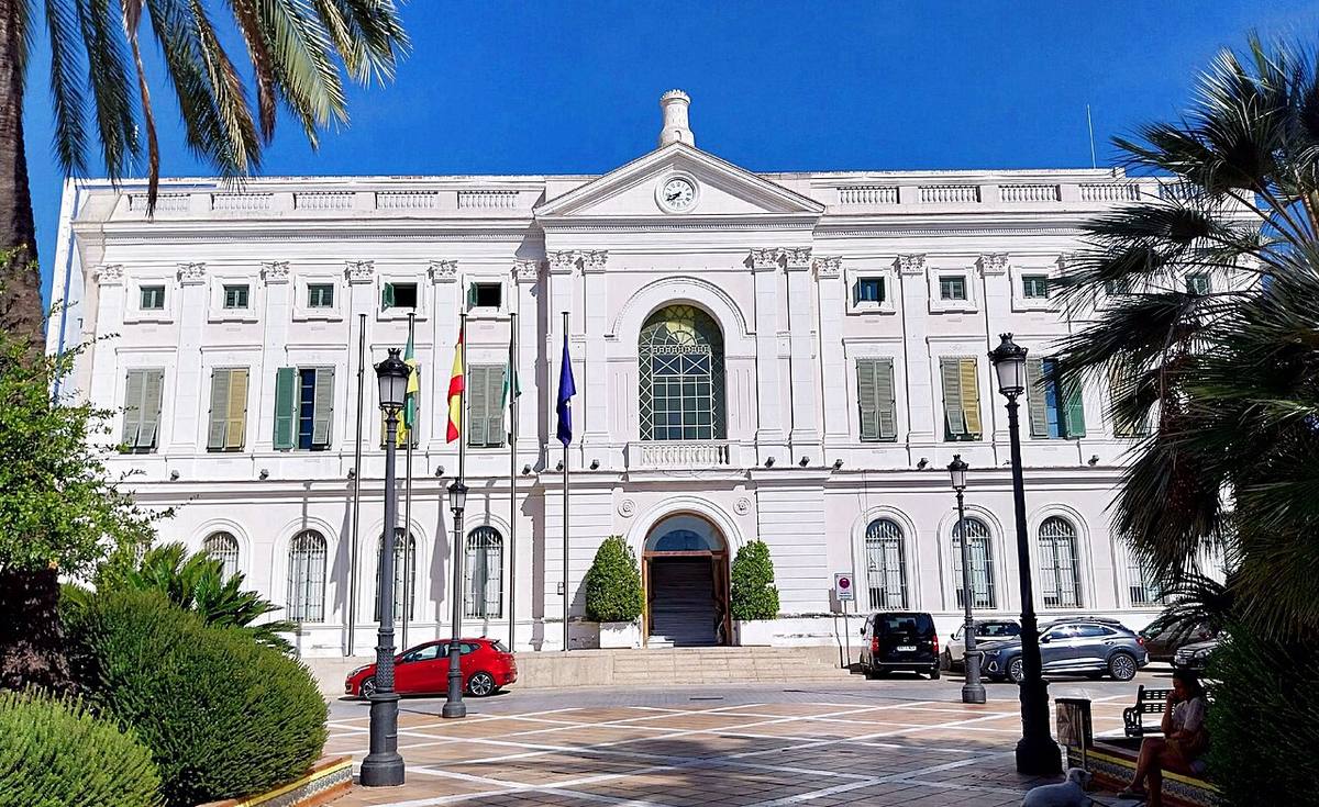 Edificio del Ayuntamiento de El Puerto de Santa María, institución que gestiona el Plan Municipal de Vivienda.