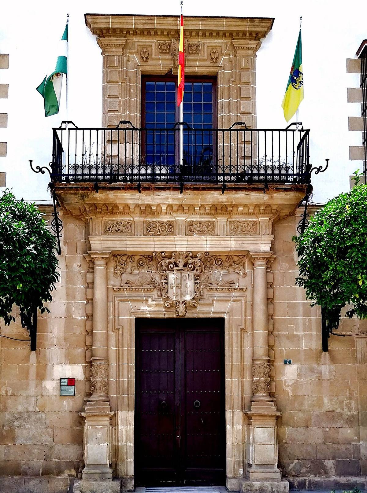 Portada principal del Ayuntamiento de El Puerto de Santa María.