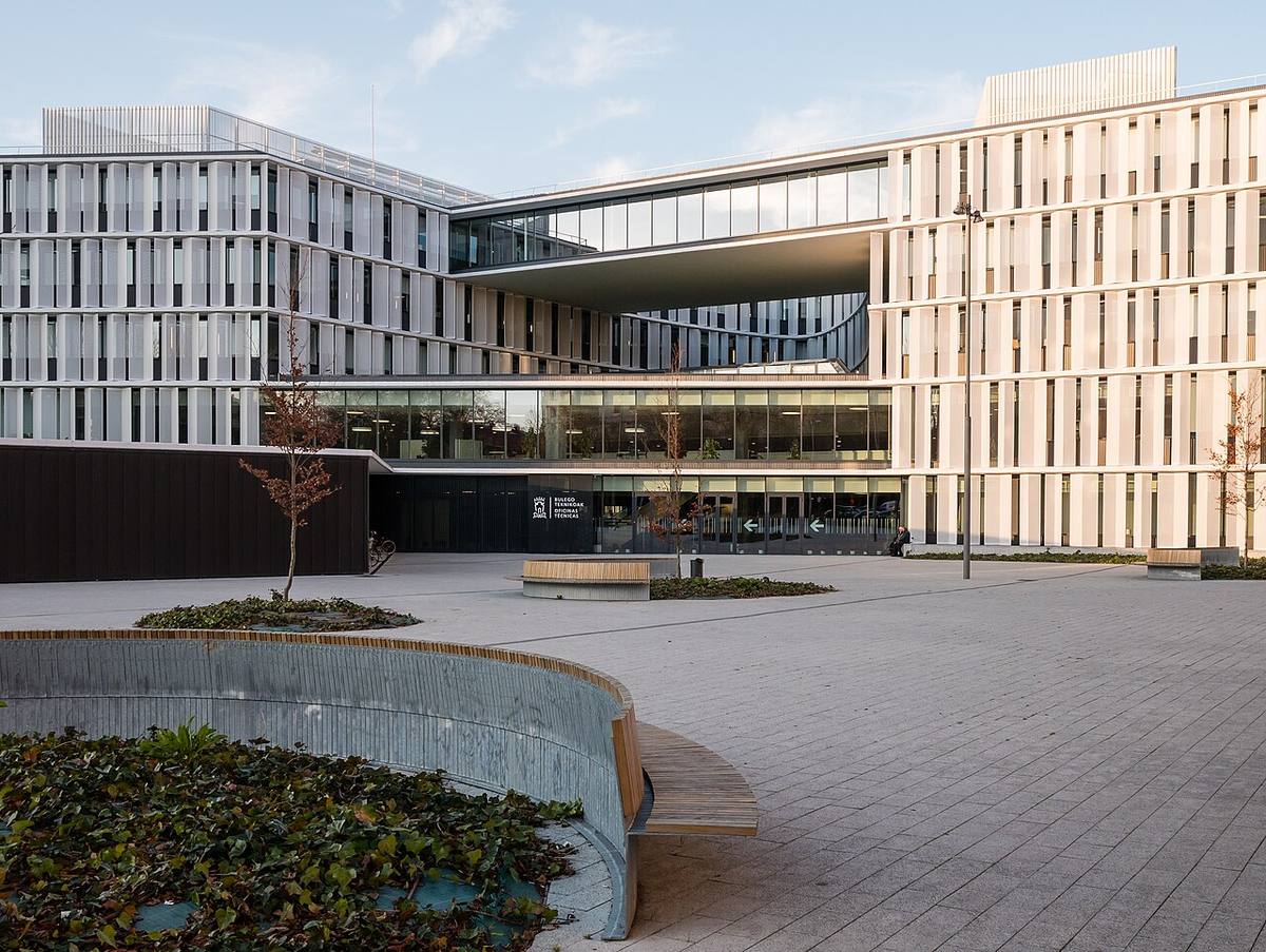 Oficinas municipales de San Martín en Vitoria-Gasteiz.