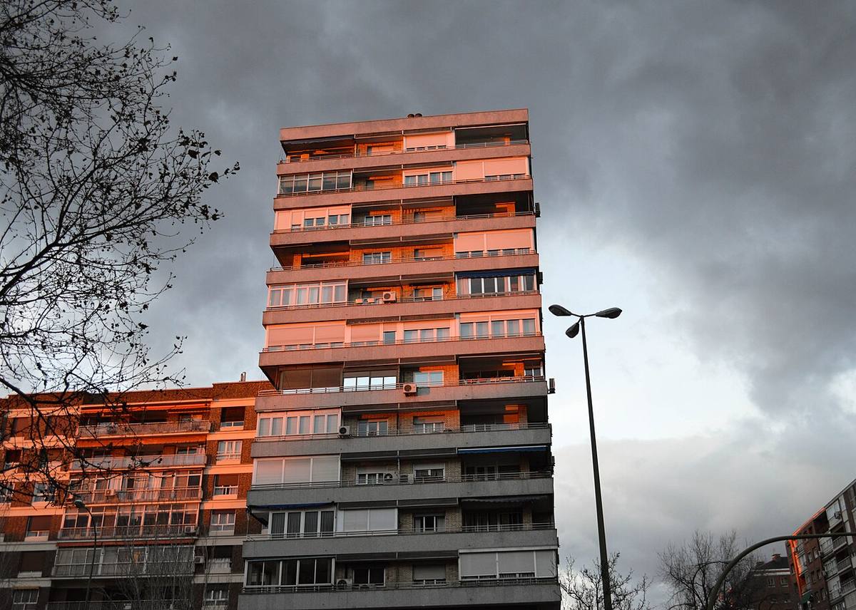 Edificio residencial en la calle Príncipe de Vergara, Madrid.