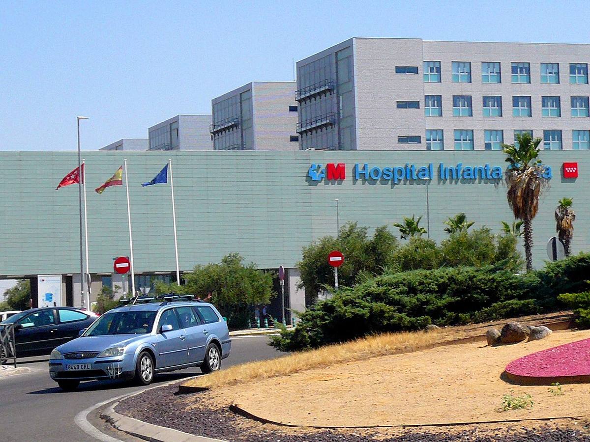 Acceso principal al Hospital Universitario Infanta Sofía en San Sebastián de los Reyes.