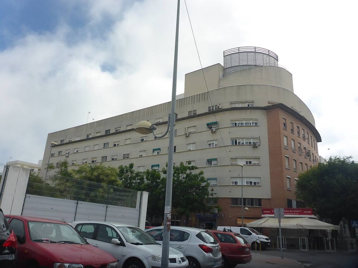 Bloque de viviendas sociales en la ciudad de Cádiz.