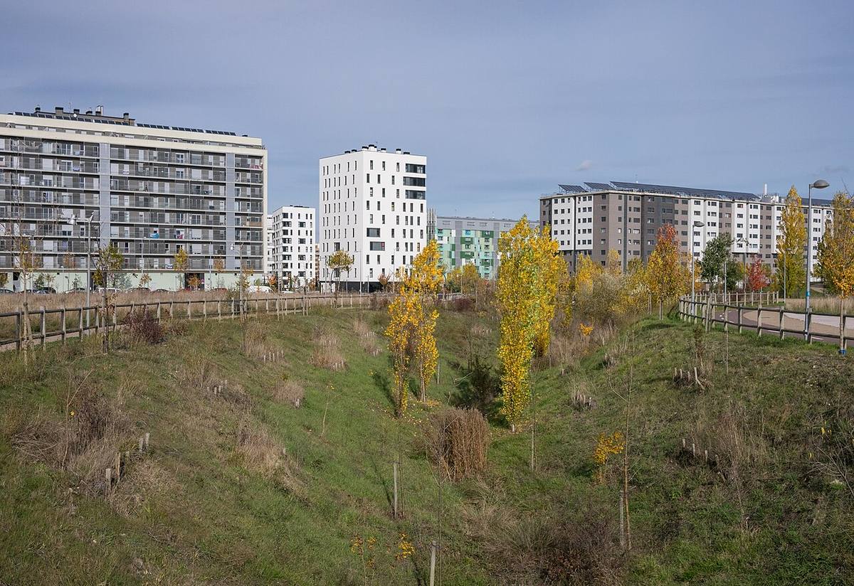 Nuevos edificios de viviendas en la zona de Zarauna, Vitoria.