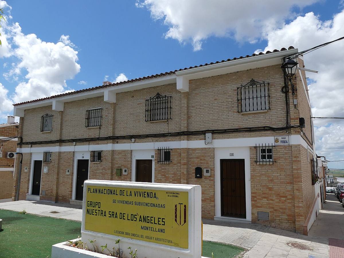 Promoción de viviendas subvencionadas del Plan Nacional de la Vivienda en Montellano.