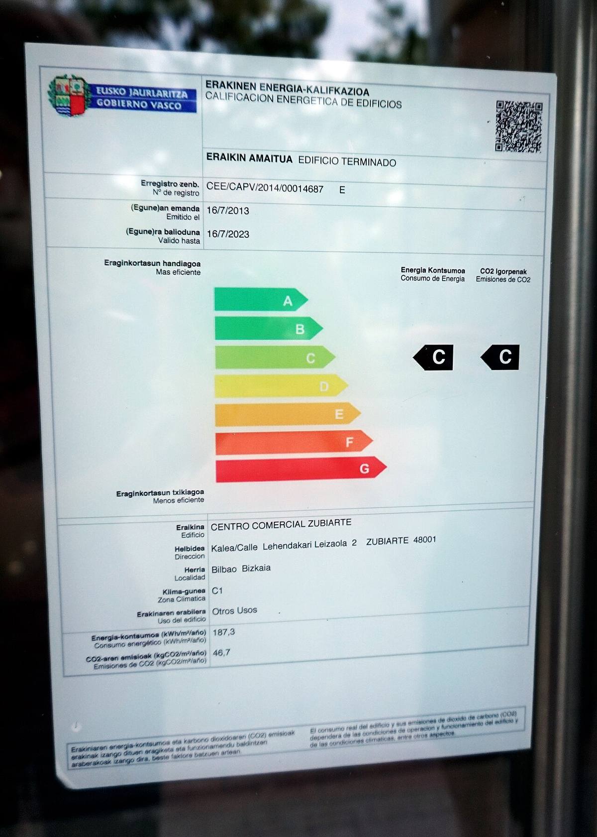 Certificado de calificación energética de un edificio en España.