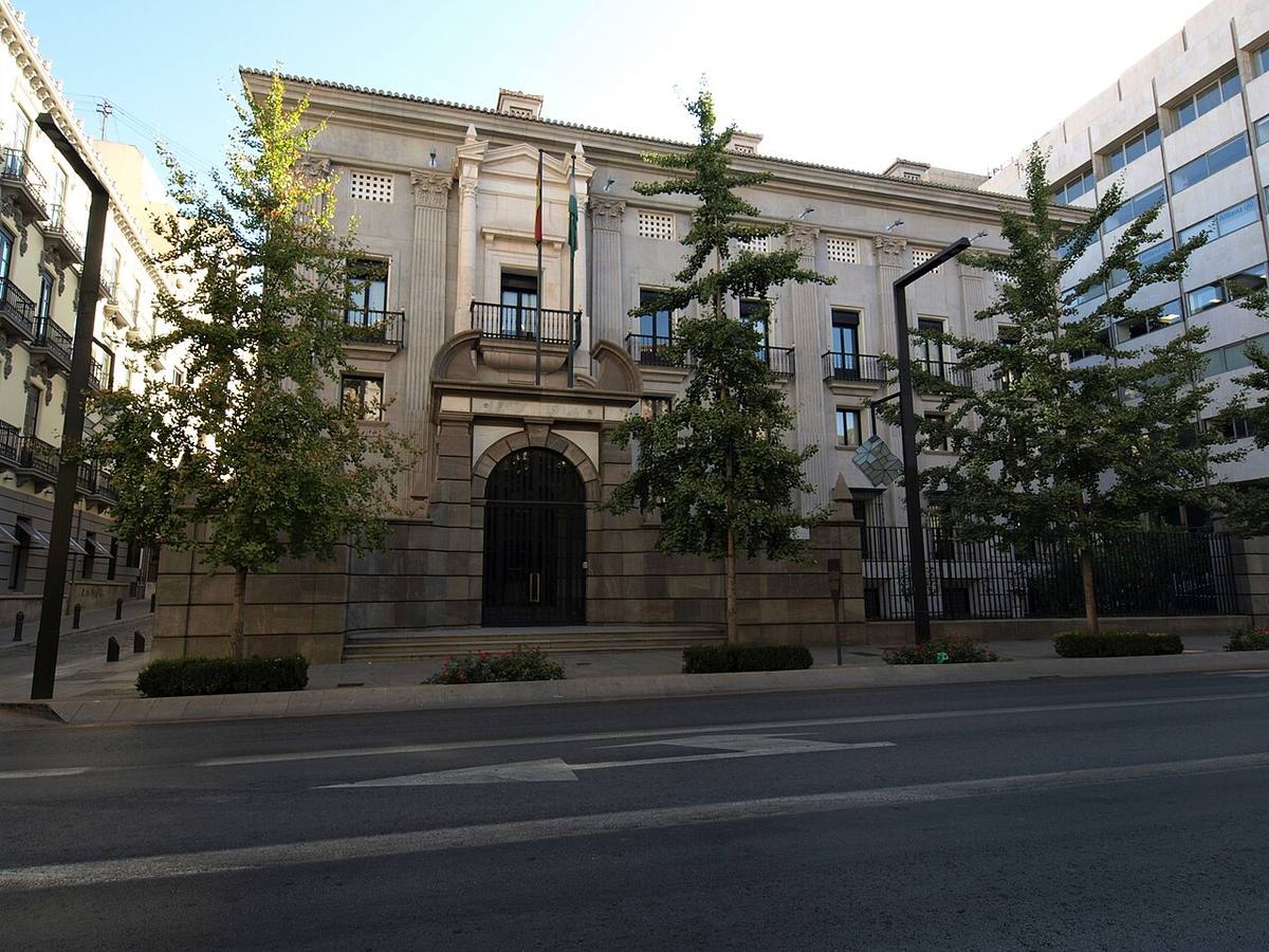 Edificio del Banco de España en Granada.
