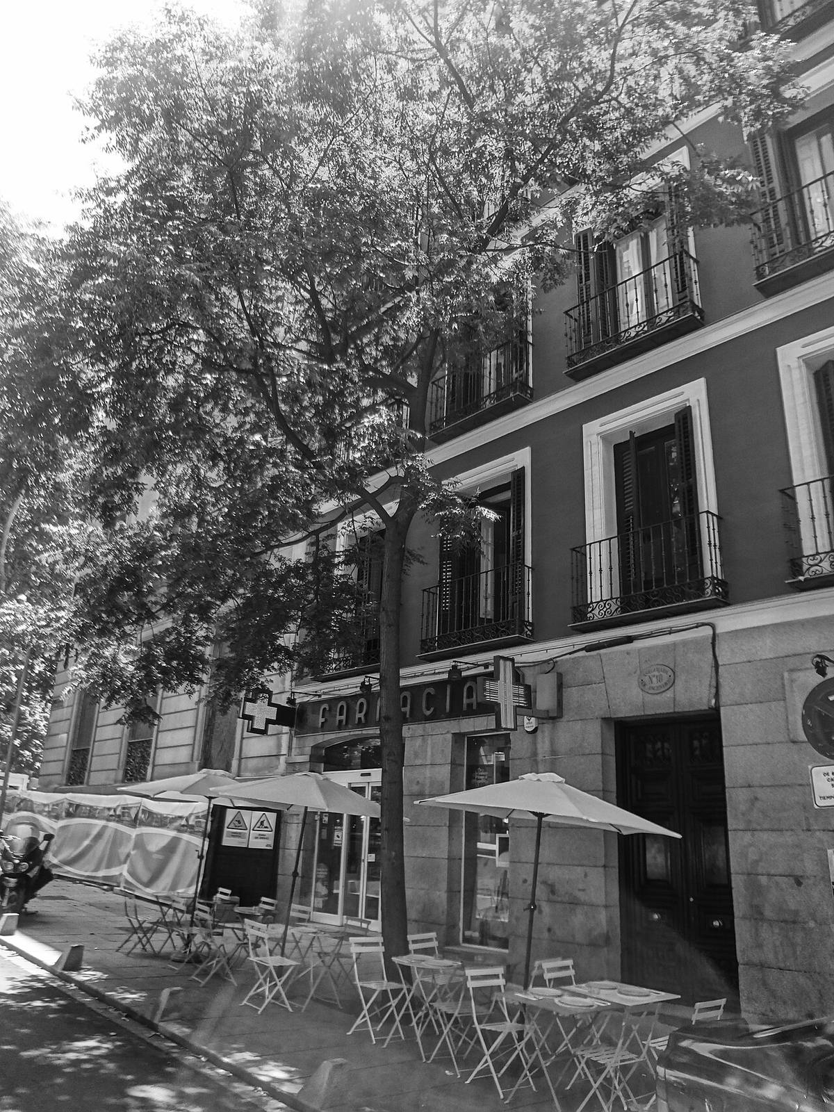 Edificio de viviendas en el Barrio de Salamanca, Madrid.