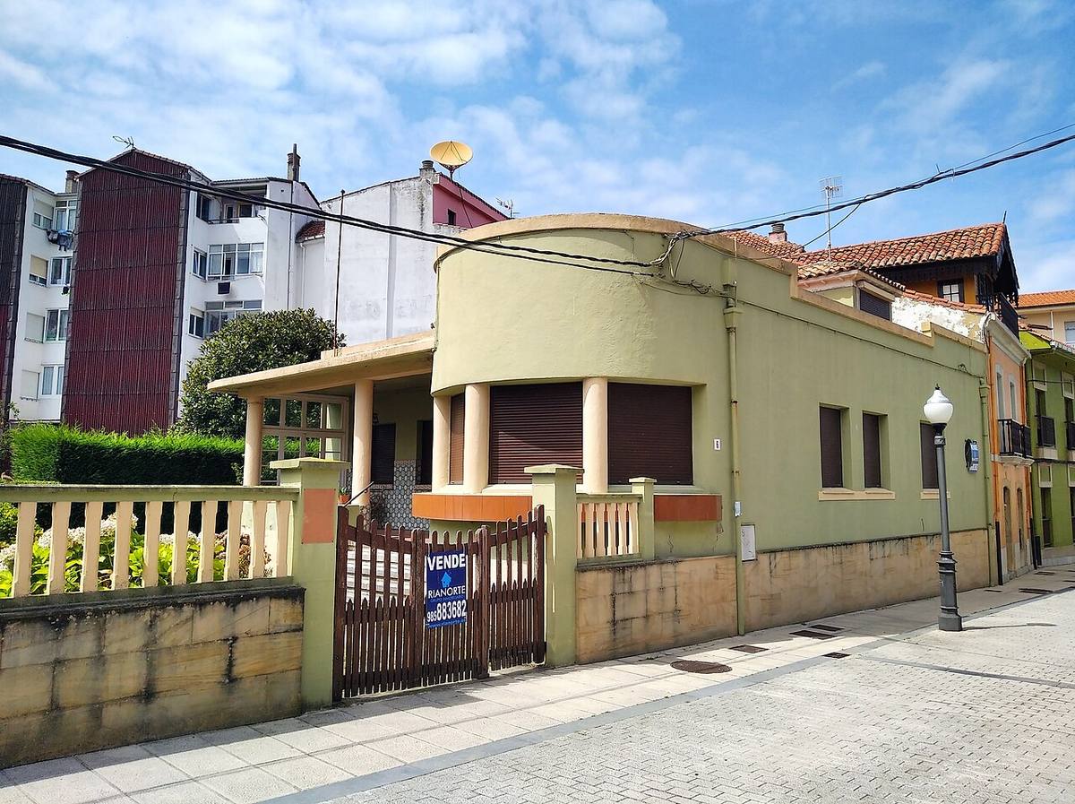 Vivienda unifamiliar en Luanco, Asturias.