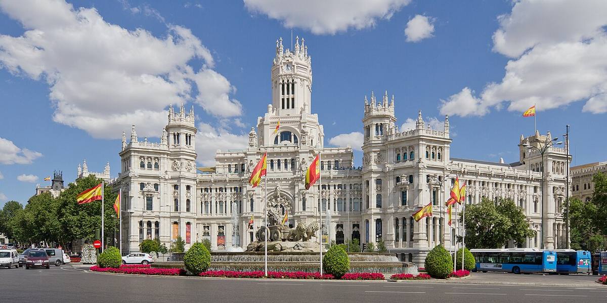 Fachada del Palacio de Comunicaciones, sede del Ayuntamiento de Madrid.