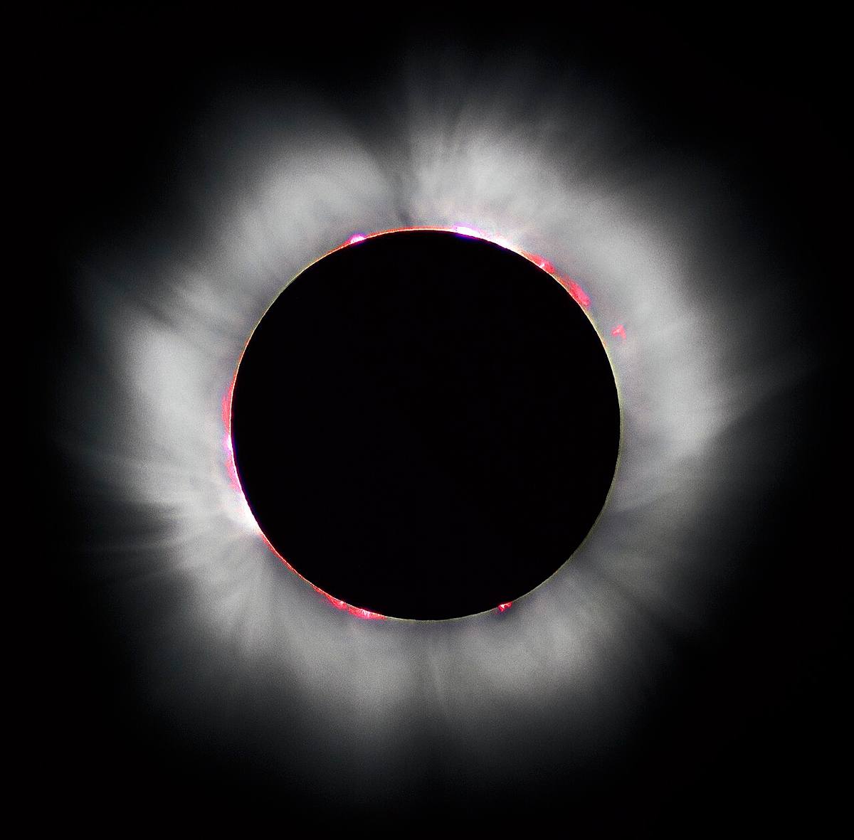 Imagen de un eclipse solar total, fenómeno previsto para agosto de 2027.