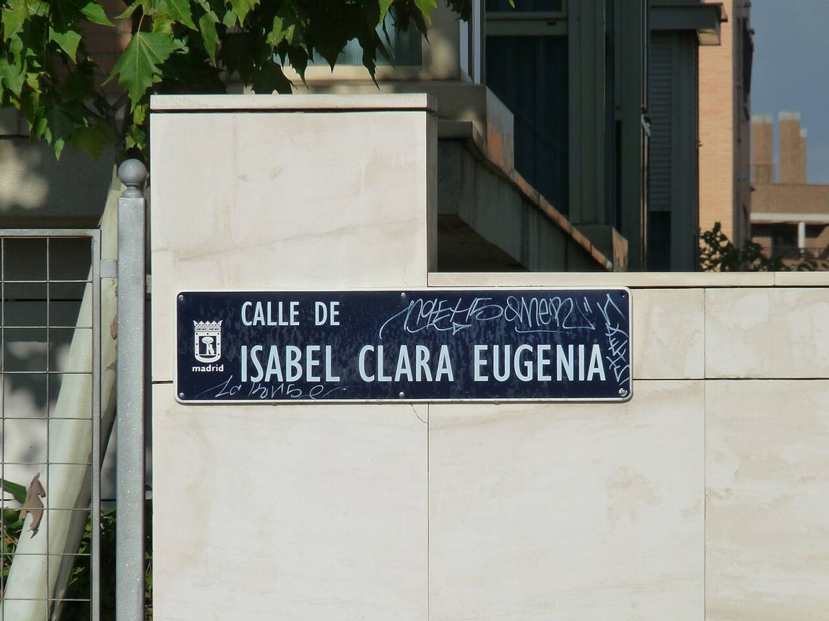 Placa de la calle de Isabel Clara Eugenia, una de las ubicaciones del proyecto de cohousing.