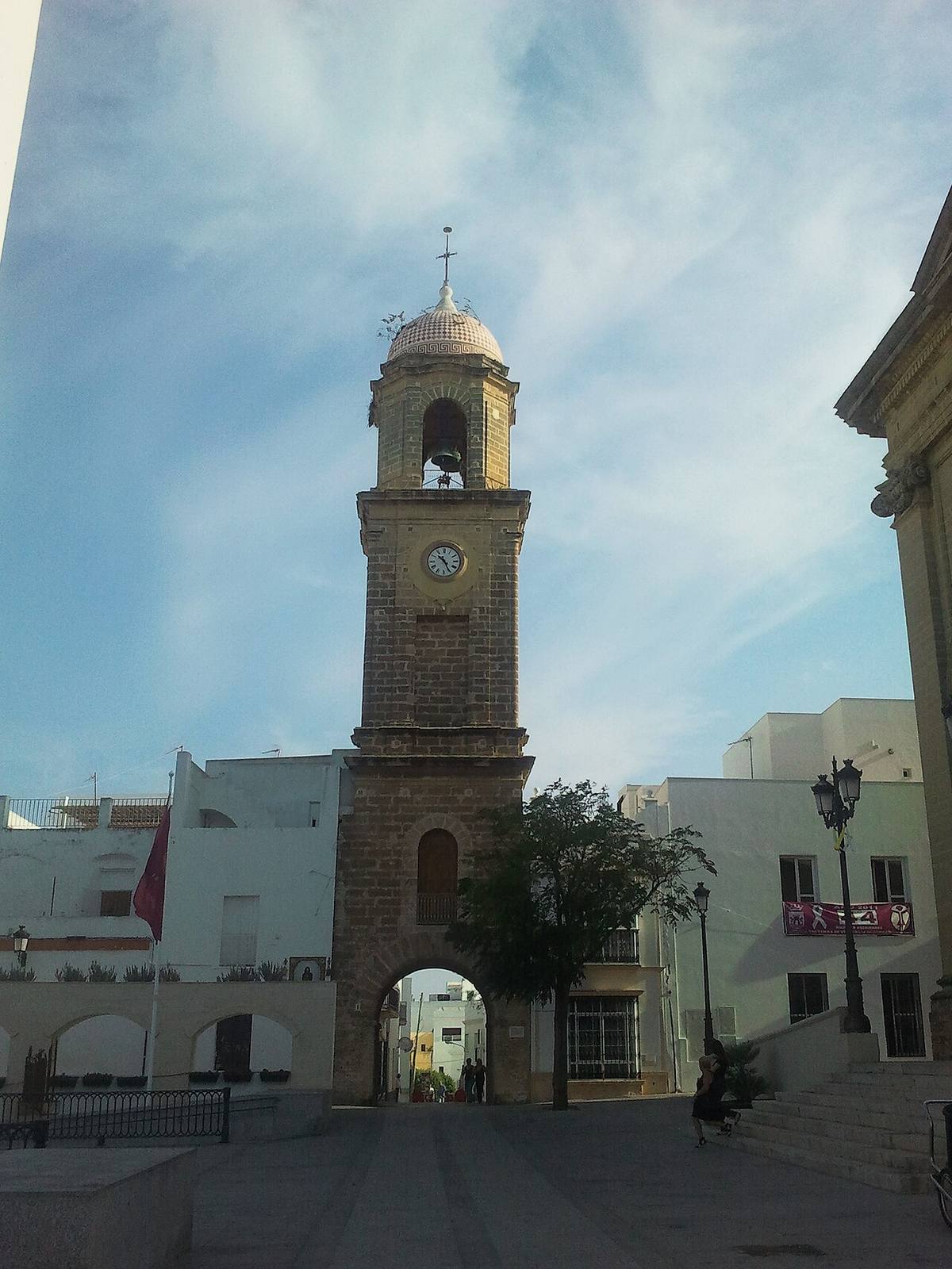Torre del Reloj en el centro histórico de Chiclana de la Frontera.
