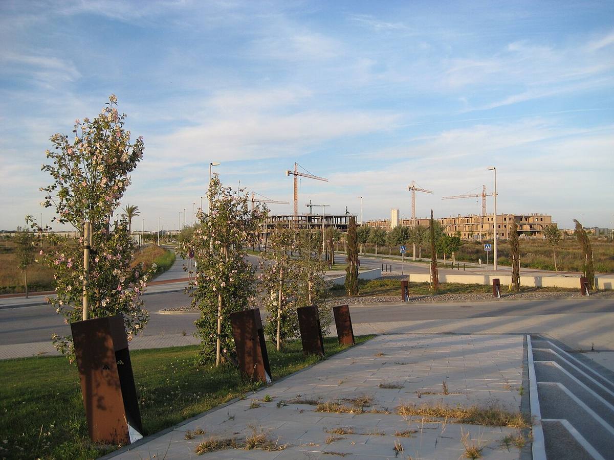 Obras de edificación en la segunda fase de Costa Ballena.