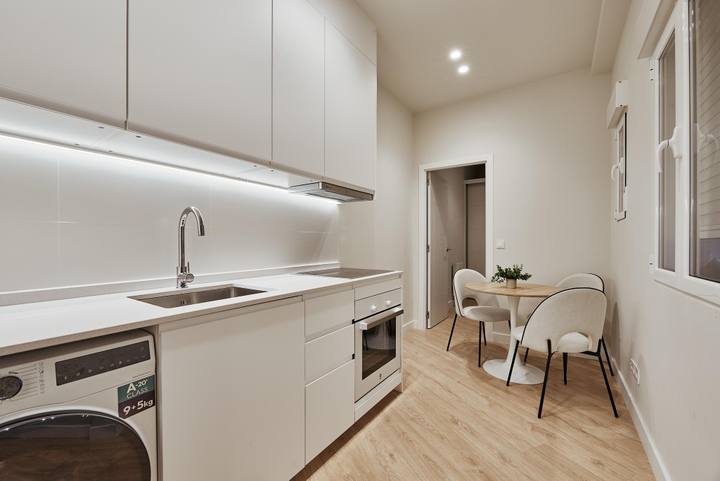 Piso de 2 dormitorios en Juan Bravo 59 — Lista, Madrid
